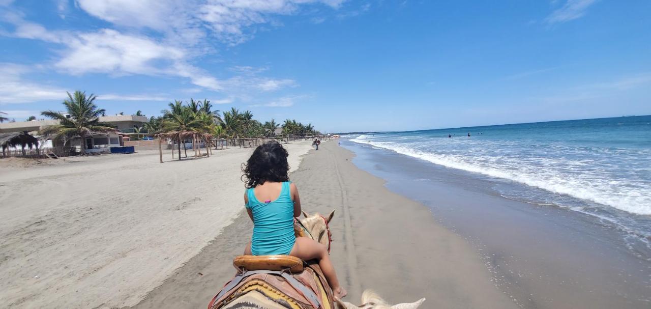 Casa Belen - Beautiful Beach View Home On Stone Island Isla La Piedra Exterior foto